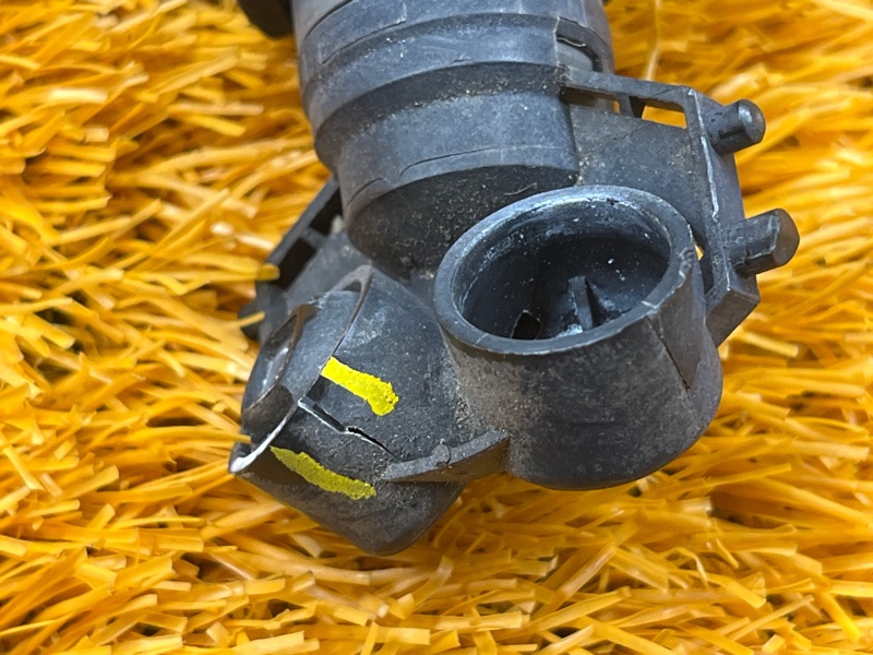 Форсунка омывателя фары, 500 рублей, Красноярск