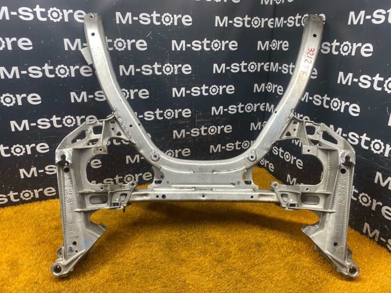 Балка поперечная (подрамник), 6000 рублей, Красноярск