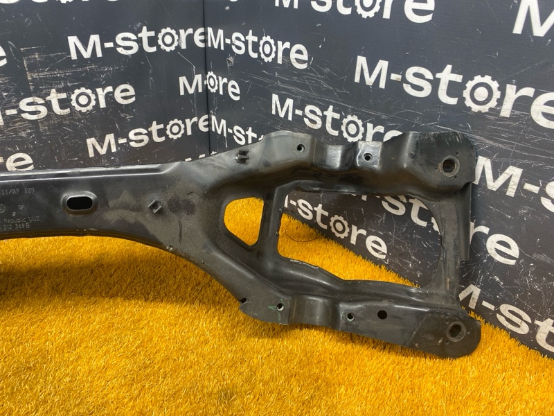 Балка поперечная (подрамник), 300 рублей, Красноярск