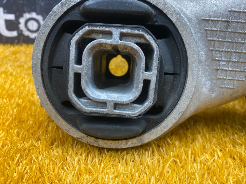 Балка поперечная (подрамник), 2500 рублей, Красноярск