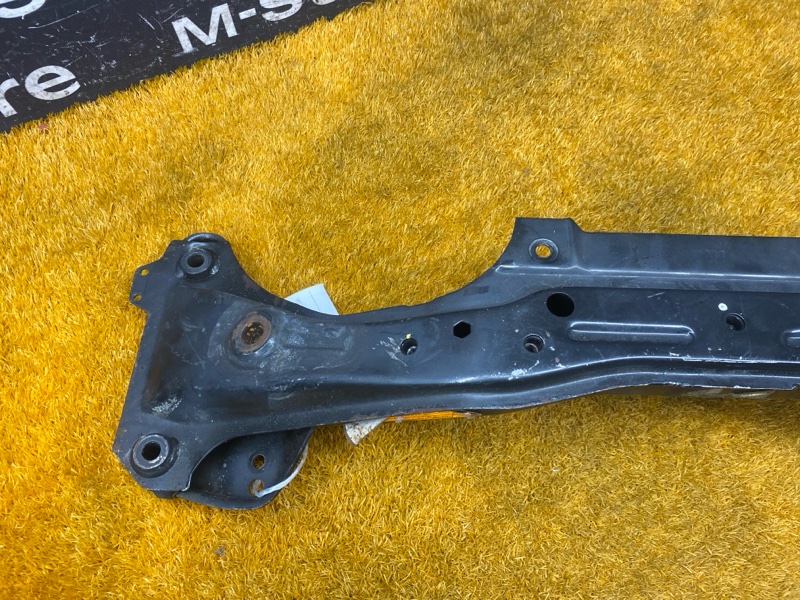 Балка поперечная (подрамник), 1000 рублей, Красноярск