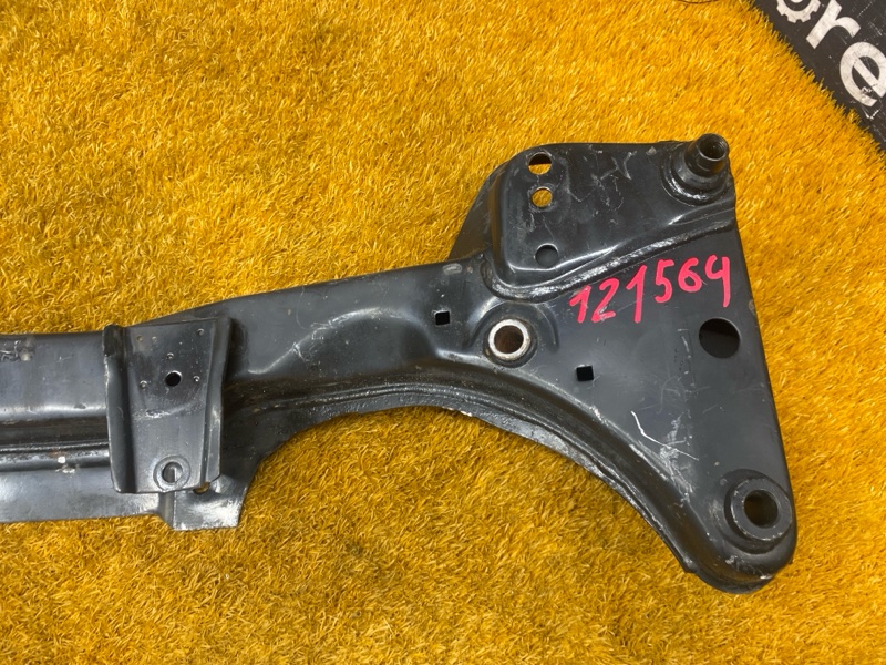 Балка поперечная (подрамник), 1000 рублей, Красноярск