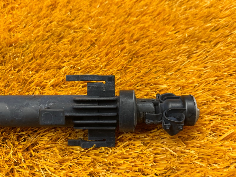 Форсунка омывателя фары, 2000 рублей, Красноярск