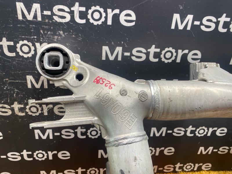 Балка поперечная (подрамник), 4000 рублей, Красноярск