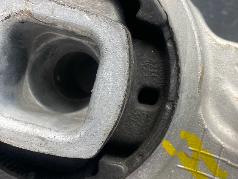 Балка поперечная (подрамник), 4000 рублей, Красноярск