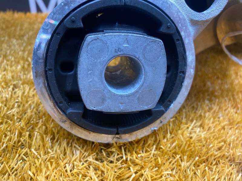 Балка поперечная (подрамник), 4000 рублей, Красноярск