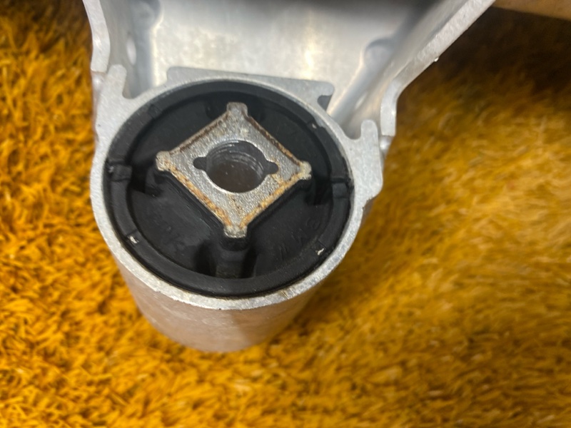 Балка поперечная (подрамник), 4000 рублей, Красноярск