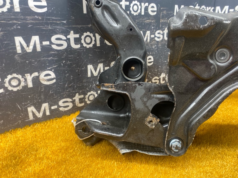 Балка поперечная (подрамник), 2000 рублей, Красноярск