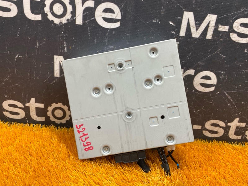 Блок управления магнитолой, 500 рублей, Красноярск