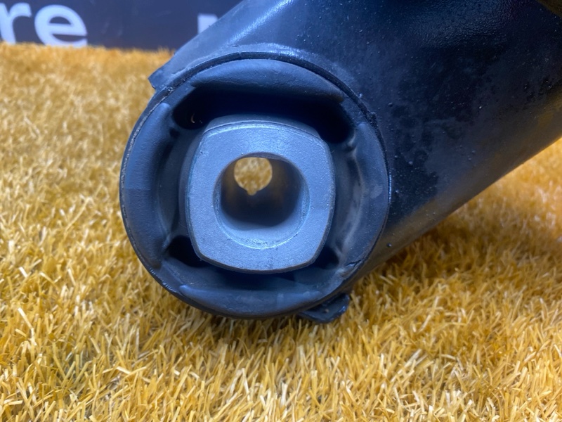 Балка поперечная (подрамник), 2500 рублей, Красноярск