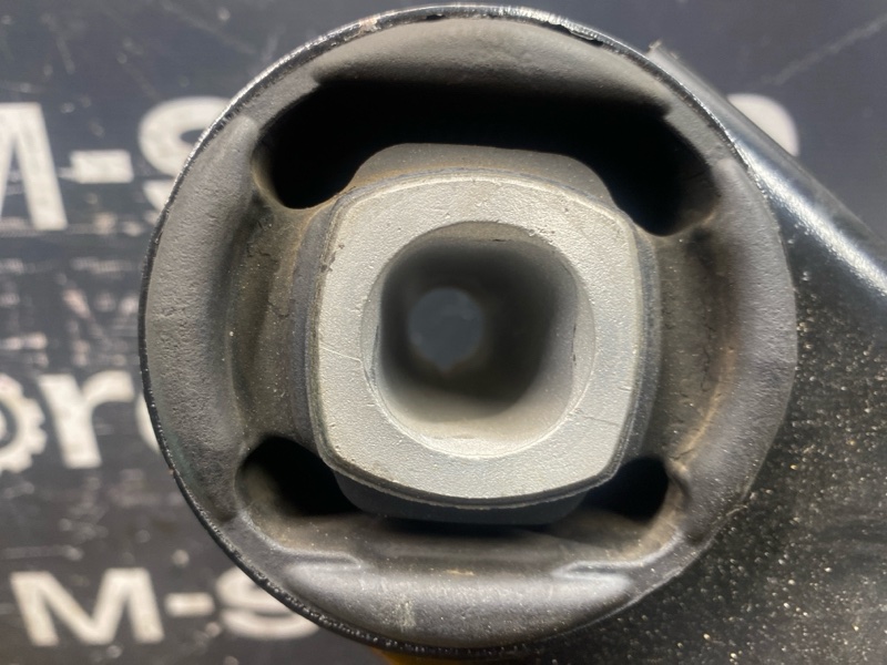 Балка поперечная (подрамник), 2500 рублей, Красноярск