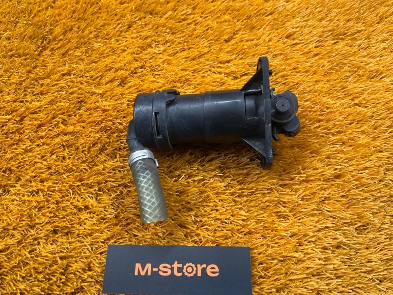 Форсунка омывателя фары, 1000 рублей, Красноярск