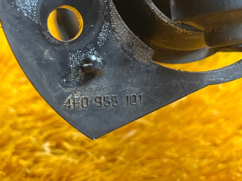 Форсунка омывателя фары, 1000 рублей, Красноярск