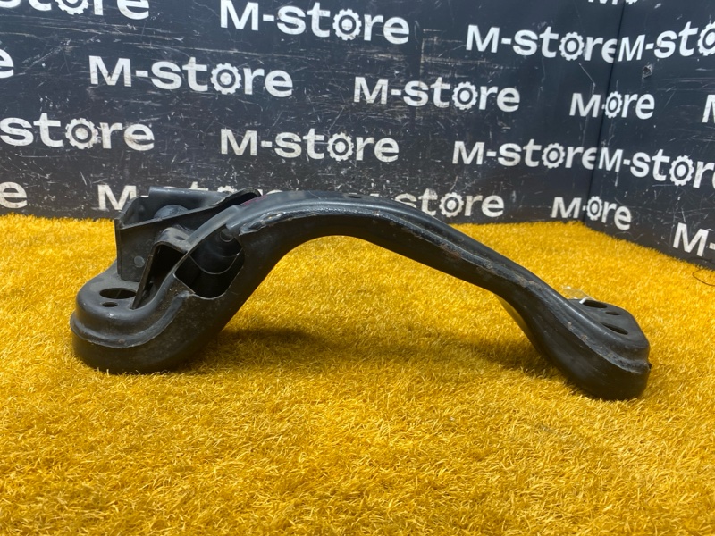 Кронштейн КПП, 500 рублей, Красноярск