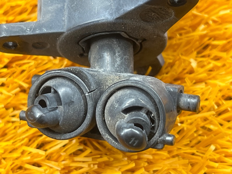 Форсунка омывателя фары, 1000 рублей, Красноярск