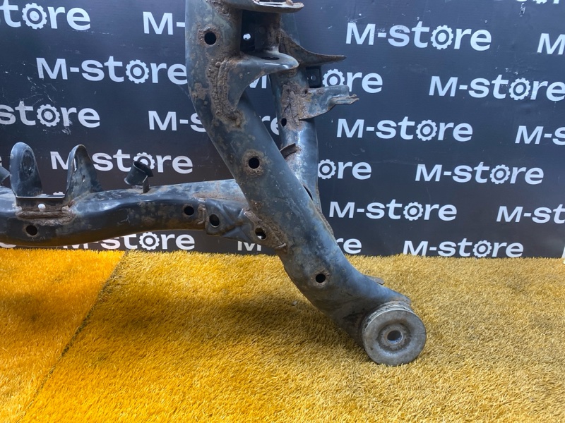 Балка поперечная (подрамник), 2000 рублей, Красноярск