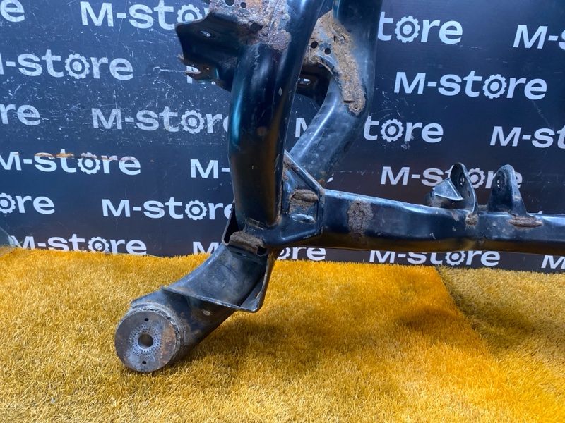 Балка поперечная (подрамник), 2000 рублей, Красноярск