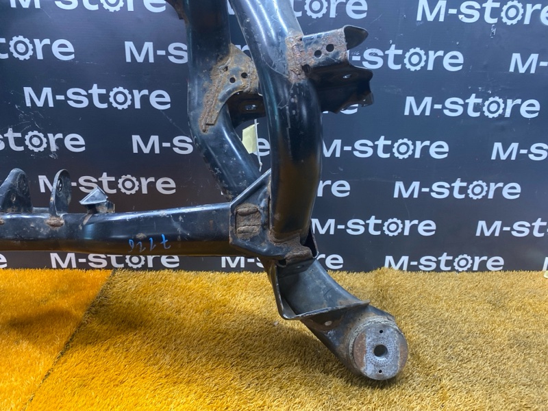 Балка поперечная (подрамник), 2000 рублей, Красноярск