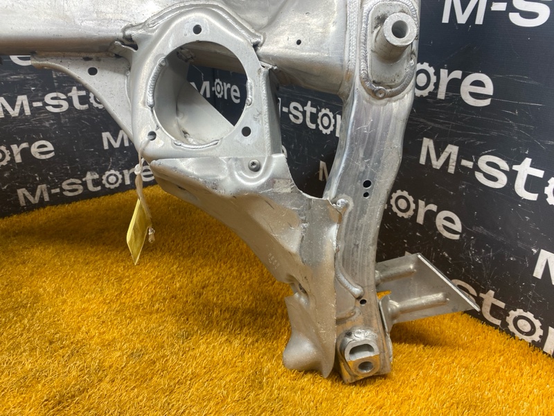 Балка поперечная (подрамник), 4000 рублей, Красноярск