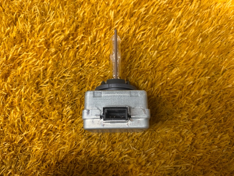 Лампа ксенон, 2000 рублей, Красноярск