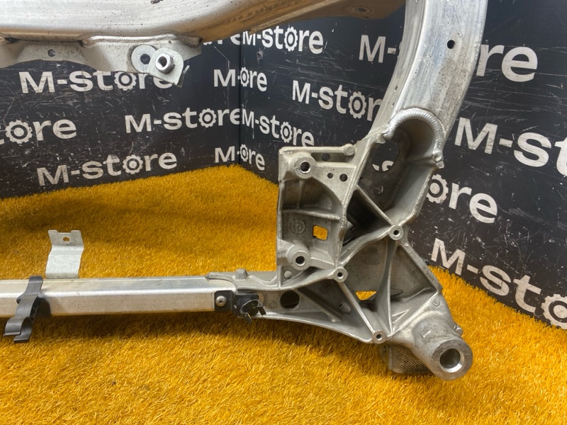 Балка поперечная (подрамник), 4000 рублей, Красноярск