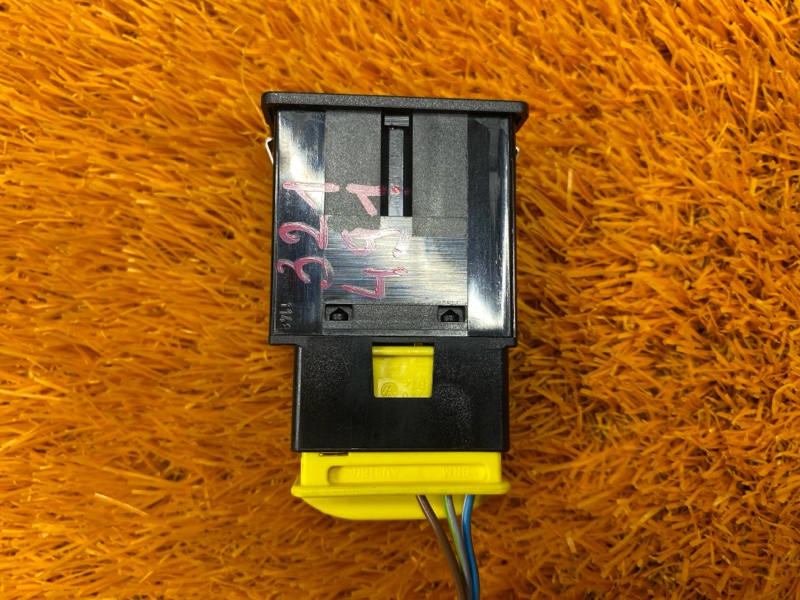 Выключатель подушки безопасности, 500 рублей, Красноярск