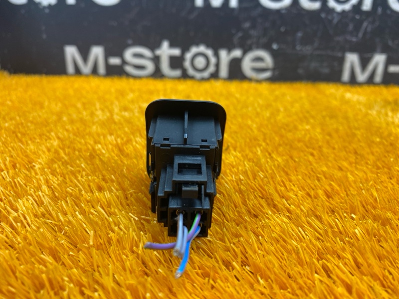 Кнопка освещения панели приборов, 400 рублей, Красноярск