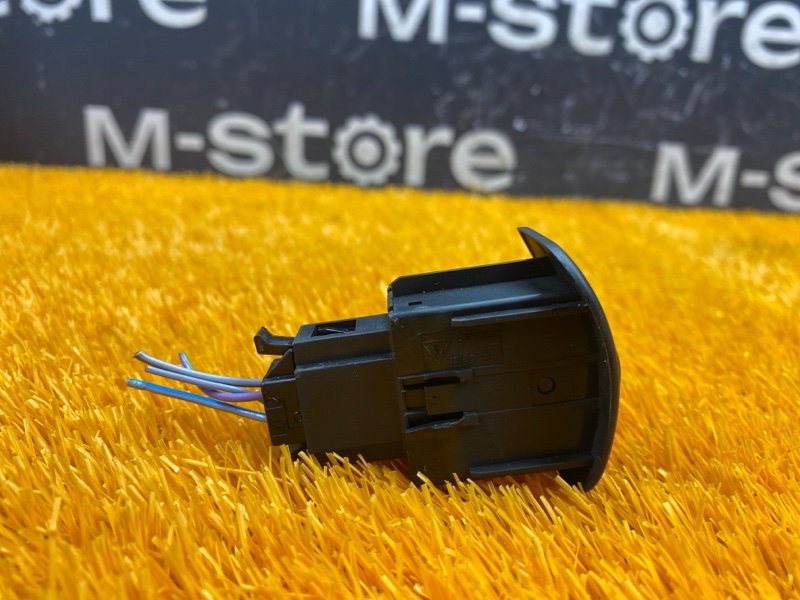 Кнопка освещения панели приборов, 400 рублей, Красноярск