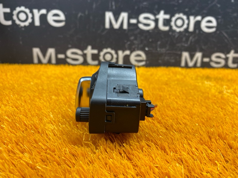 Переключатель света фар, 500 рублей, Красноярск