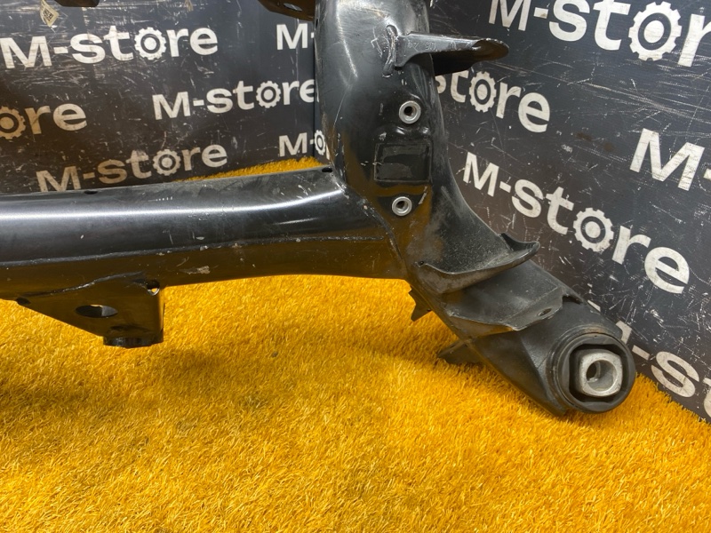 Балка поперечная (подрамник), 2000 рублей, Красноярск