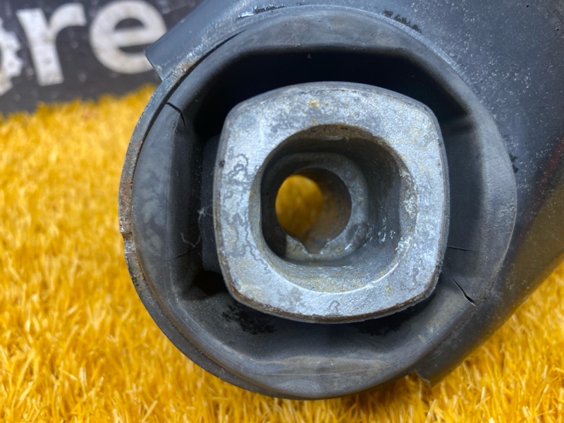 Балка поперечная (подрамник), 2000 рублей, Красноярск