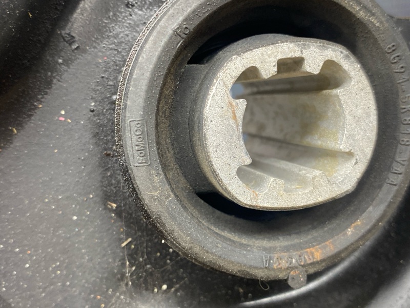 Балка поперечная (подрамник), 1500 рублей, Красноярск