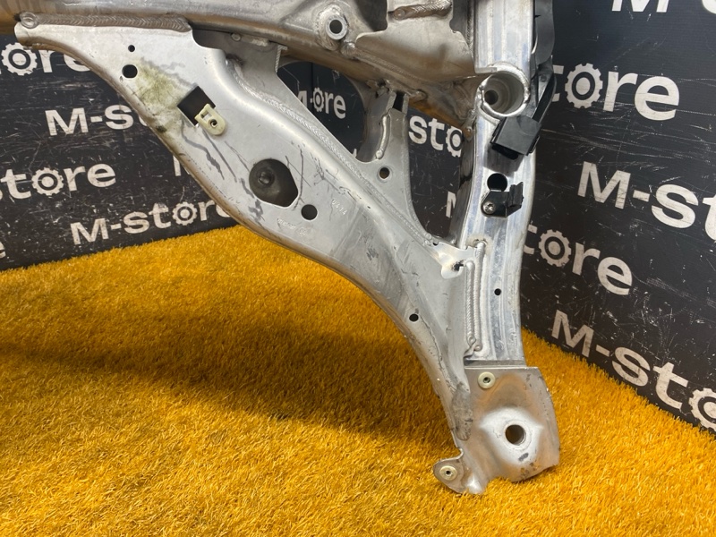 Балка поперечная (подрамник), 5000 рублей, Красноярск