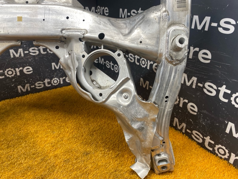 Балка поперечная (подрамник), 5000 рублей, Красноярск