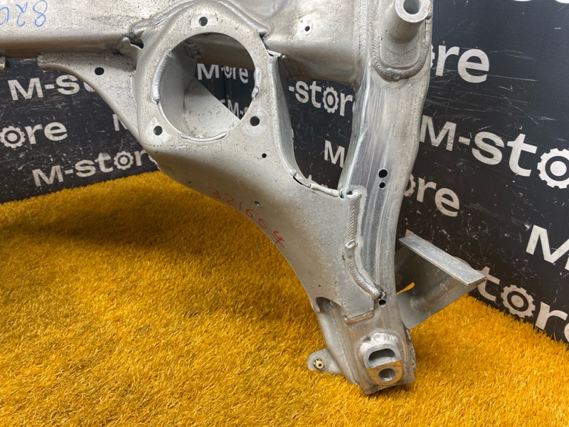 Балка поперечная (подрамник), 4000 рублей, Красноярск