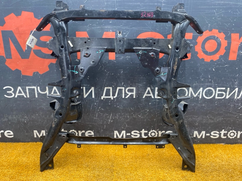 Балка поперечная (подрамник), 4000 рублей, Красноярск