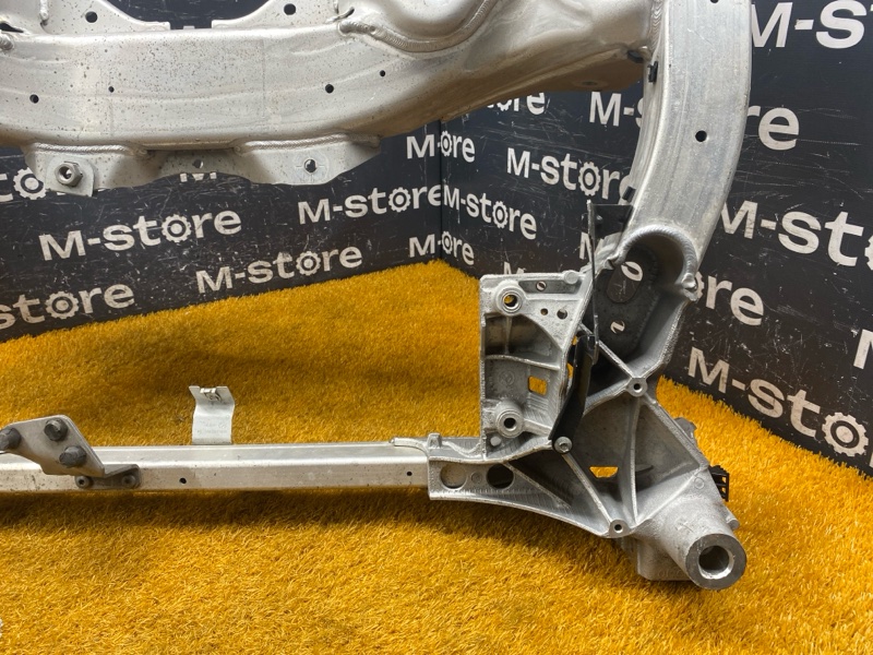 Балка поперечная (подрамник), 4000 рублей, Красноярск