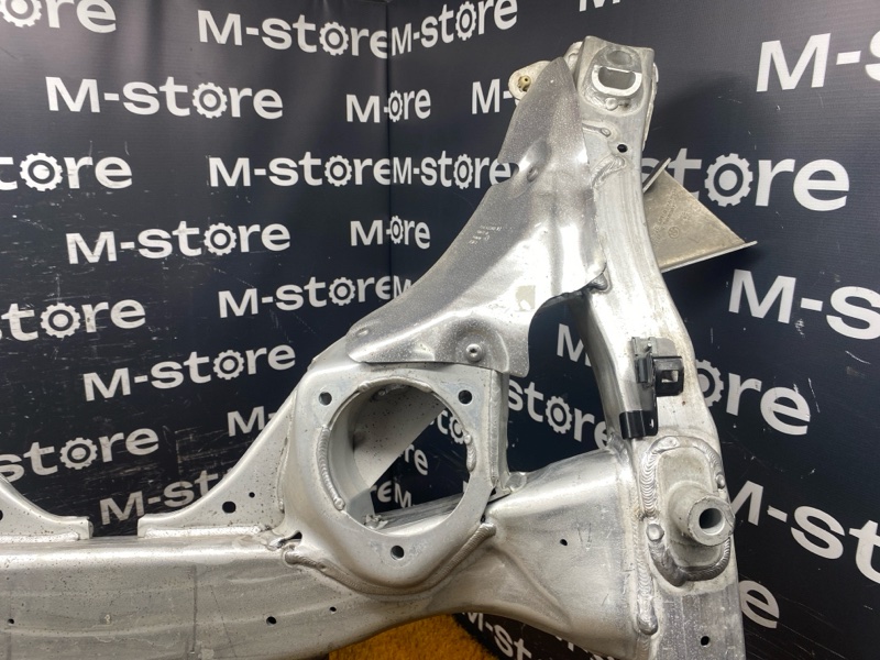 Балка поперечная (подрамник), 4000 рублей, Красноярск