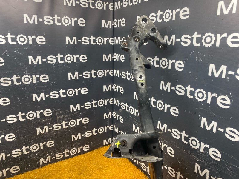 Балка поперечная (подрамник), 7000 рублей, Красноярск