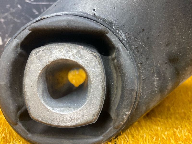 Балка поперечная (подрамник), 2500 рублей, Красноярск