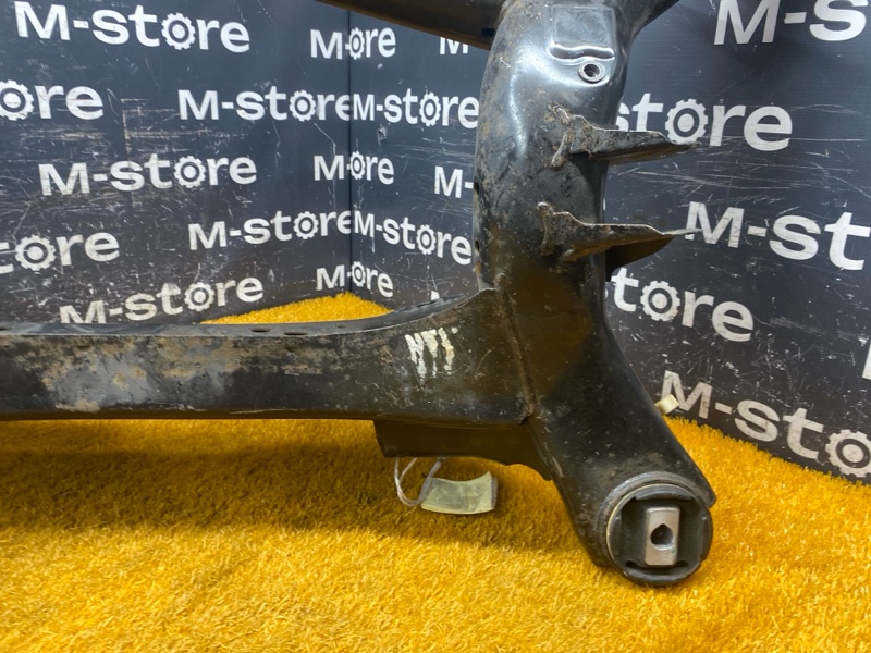 Балка поперечная (подрамник), 4000 рублей, Красноярск