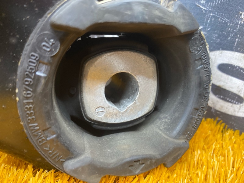 Балка поперечная (подрамник), 4000 рублей, Красноярск