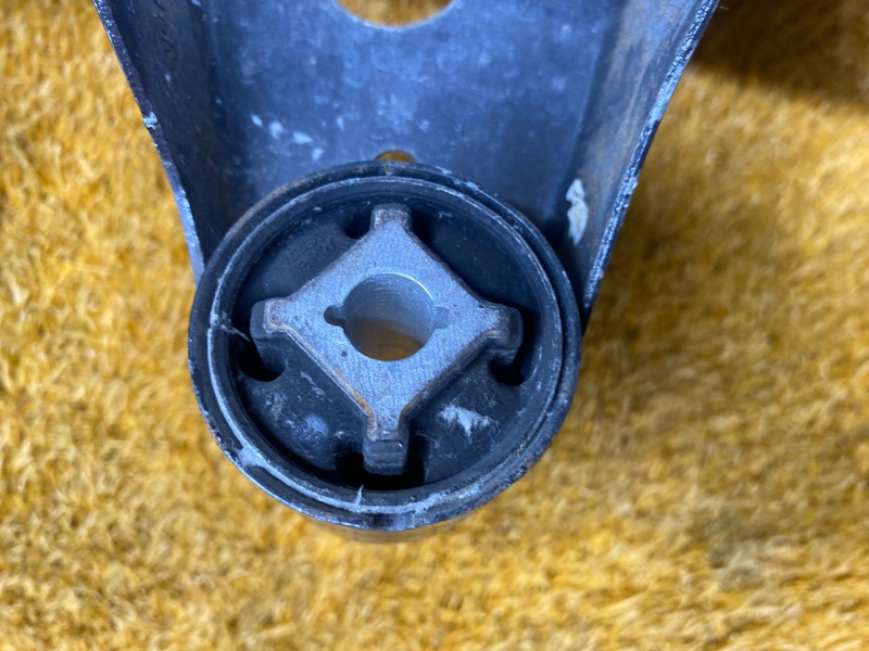 Балка поперечная (подрамник), 4000 рублей, Красноярск