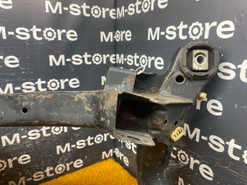 Балка поперечная (подрамник), 4000 рублей, Красноярск