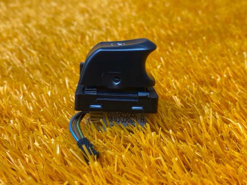 кнопка стеклоподъемника, 200 рублей, Красноярск