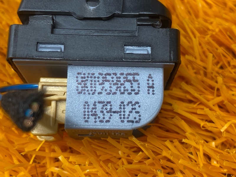 кнопка стеклоподъемника, 200 рублей, Красноярск