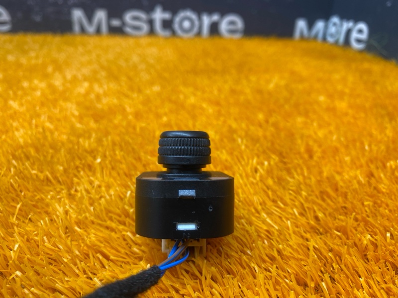 Кнопка регулировки зеркал, 500 рублей, Красноярск