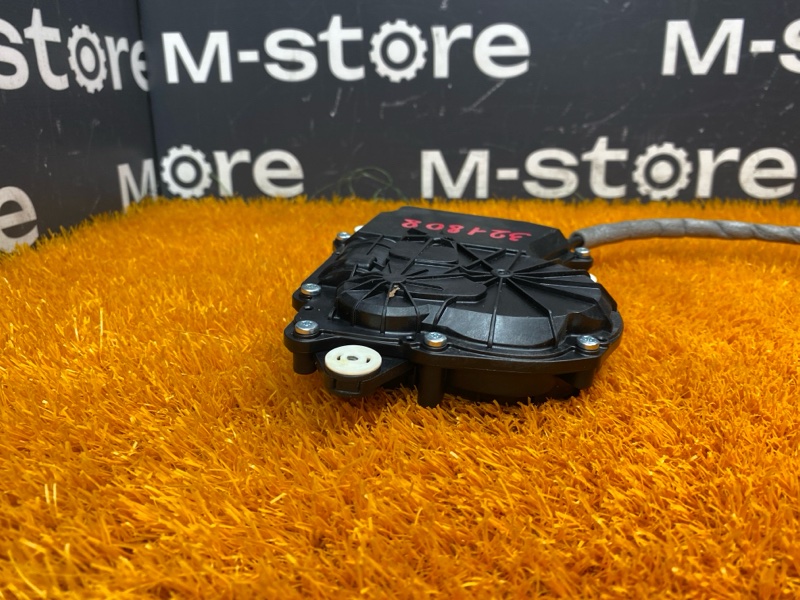 Доводчик крышки багажника, 3000 рублей, Красноярск