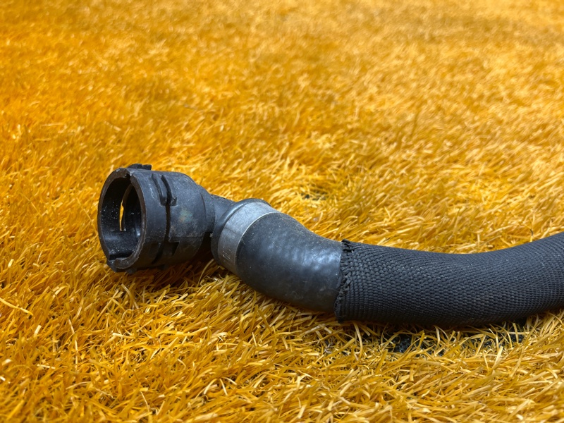 Патрубок системы охлаждения, 200 рублей, Красноярск