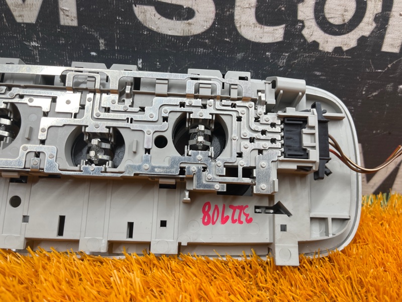 плафон освещения, 900 рублей, Красноярск